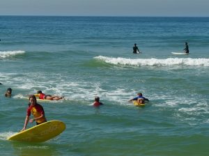 pratiquer le surf sans danger