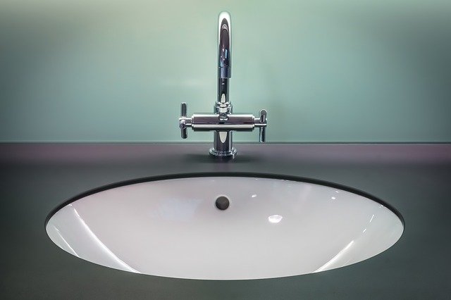 Comment réparer une fuite d’eau sur un robinet ?