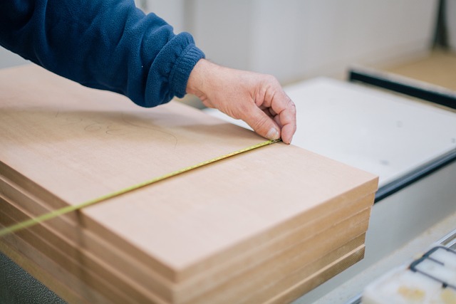 Solutions écologiques pour remplacer le plâtre par le bois