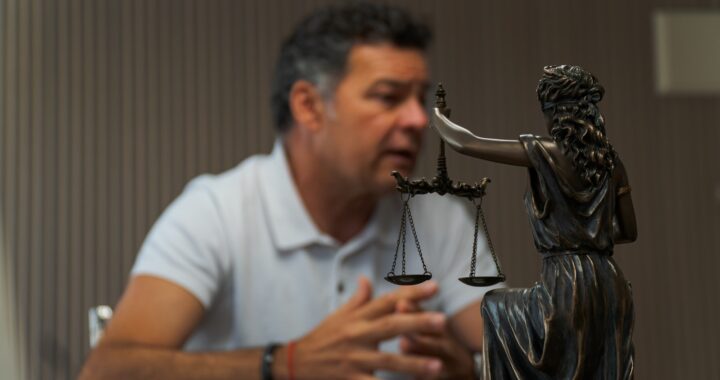 Avocat droit commercial