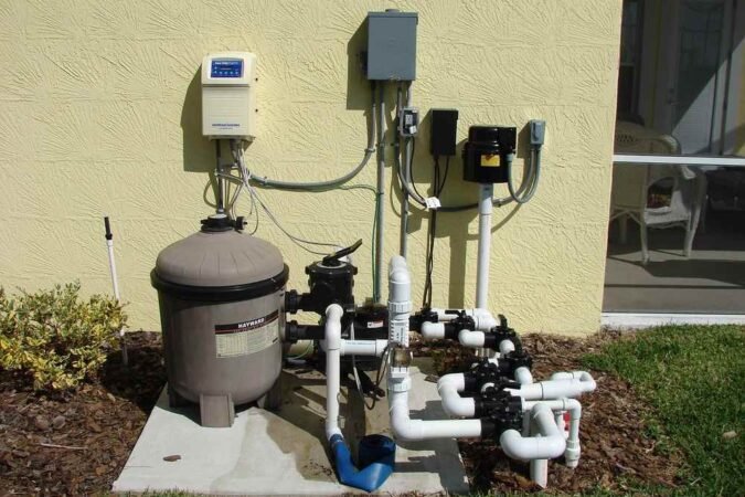 Pompe à eau et tuyaux extérieurs